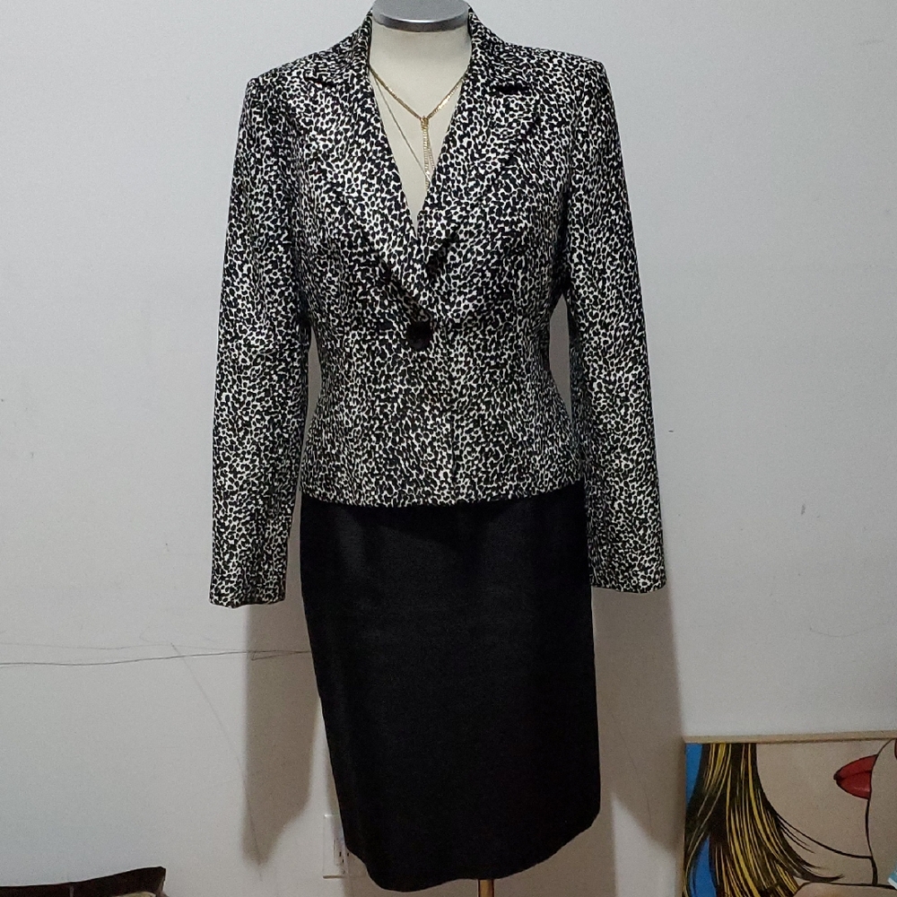 Liz Claiborne Skirt Suit